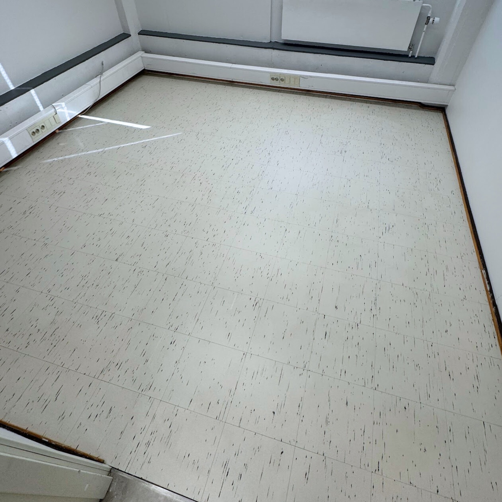 Office Vinyl Floor